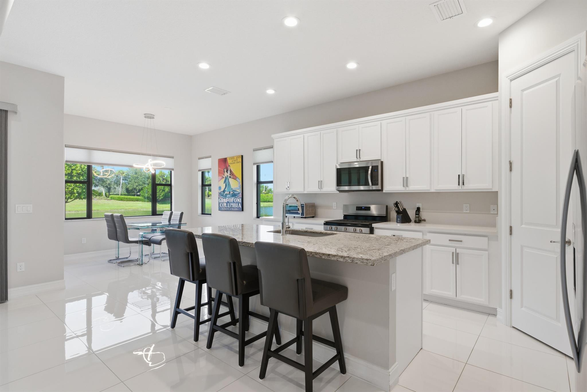 PALM MEADOWS ESTATES - Residential