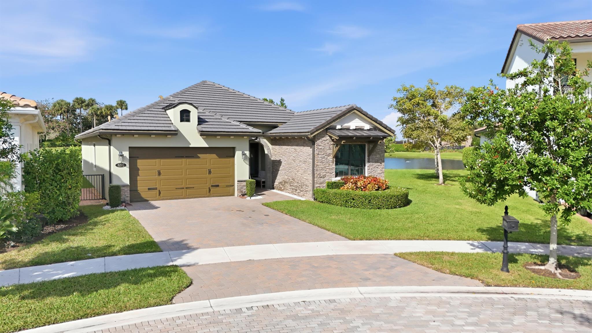 PALM MEADOWS ESTATES - Residential