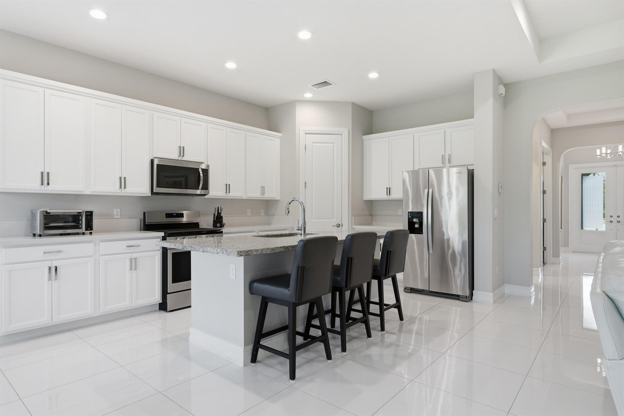 PALM MEADOWS ESTATES - Residential