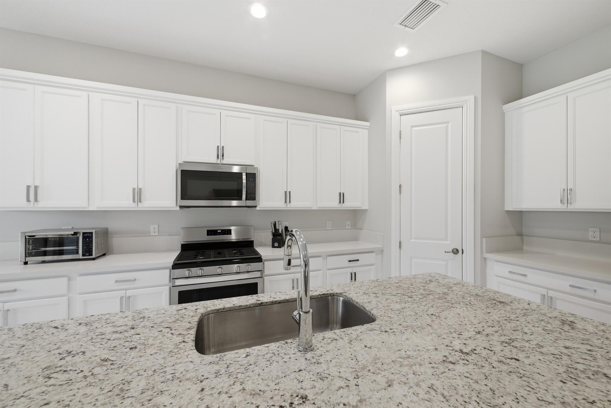 PALM MEADOWS ESTATES - Residential