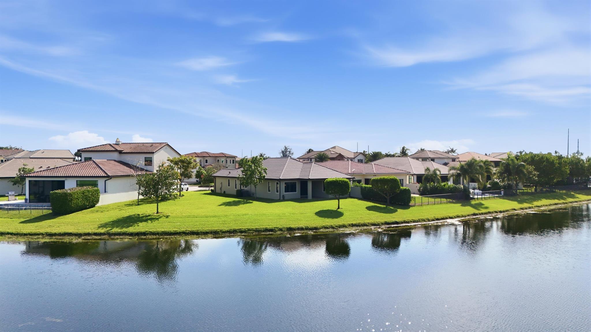 PALM MEADOWS ESTATES - Residential