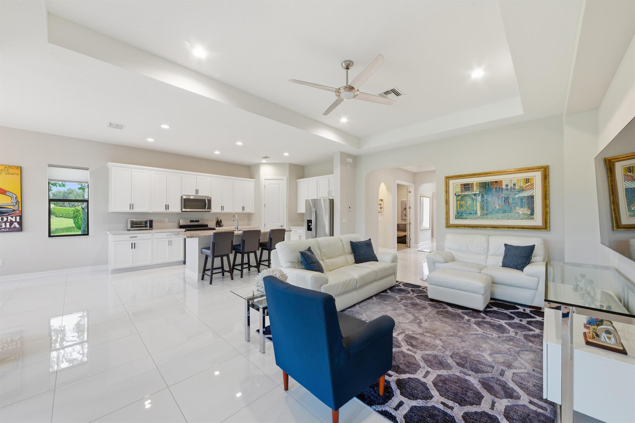 PALM MEADOWS ESTATES - Residential