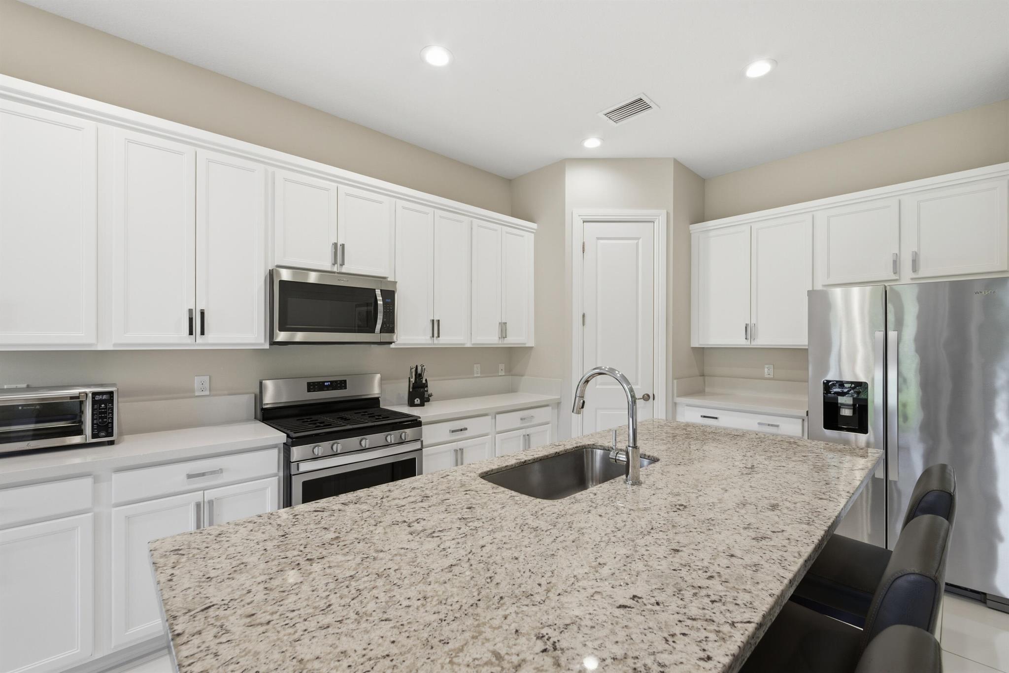 PALM MEADOWS ESTATES - Residential