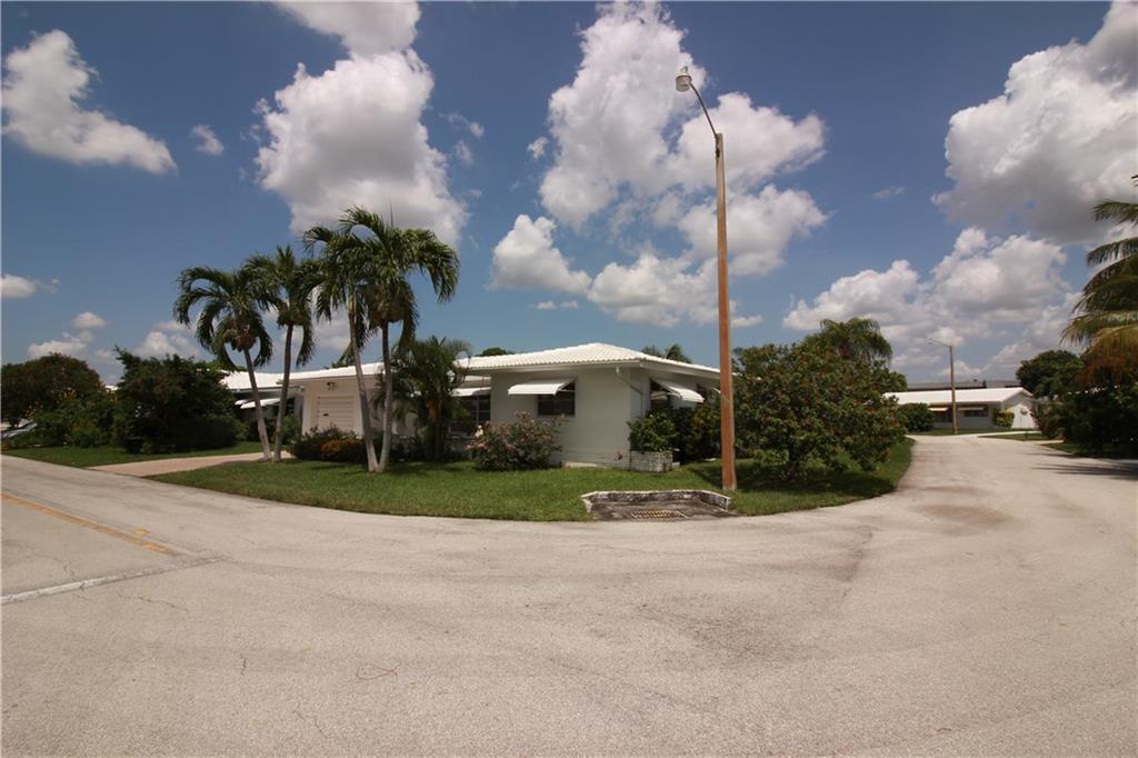 Mainlands Of Tamarac Lake - Residential