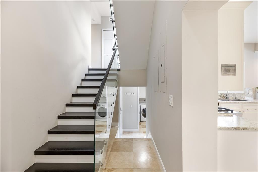 RIVIERA - Residential