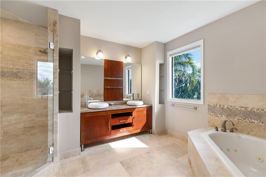 RIVIERA - Residential