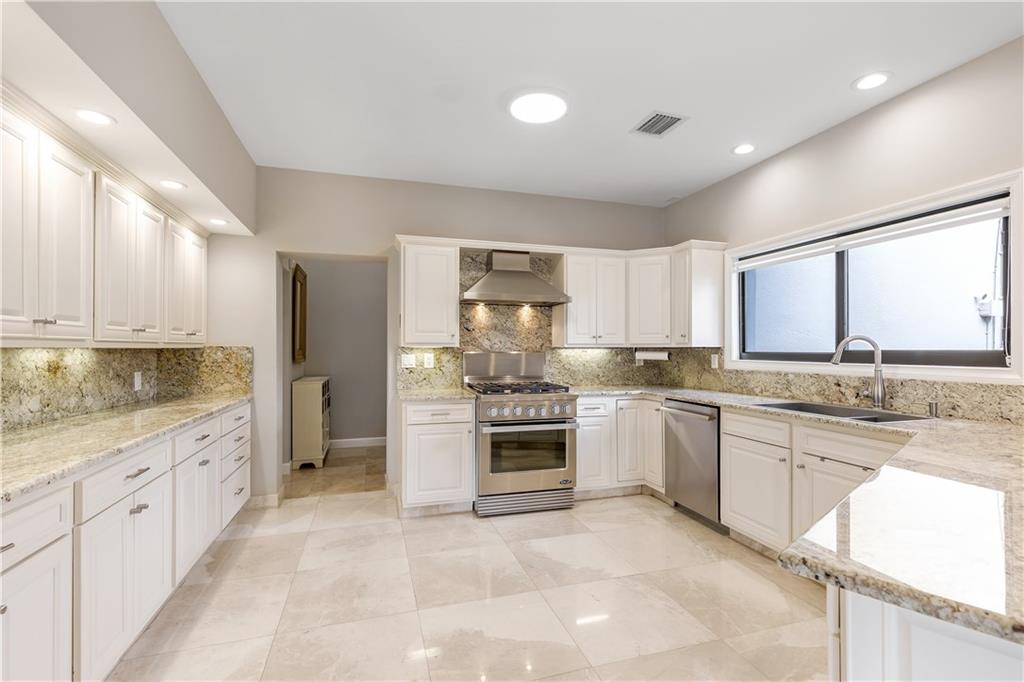 RIVIERA - Residential