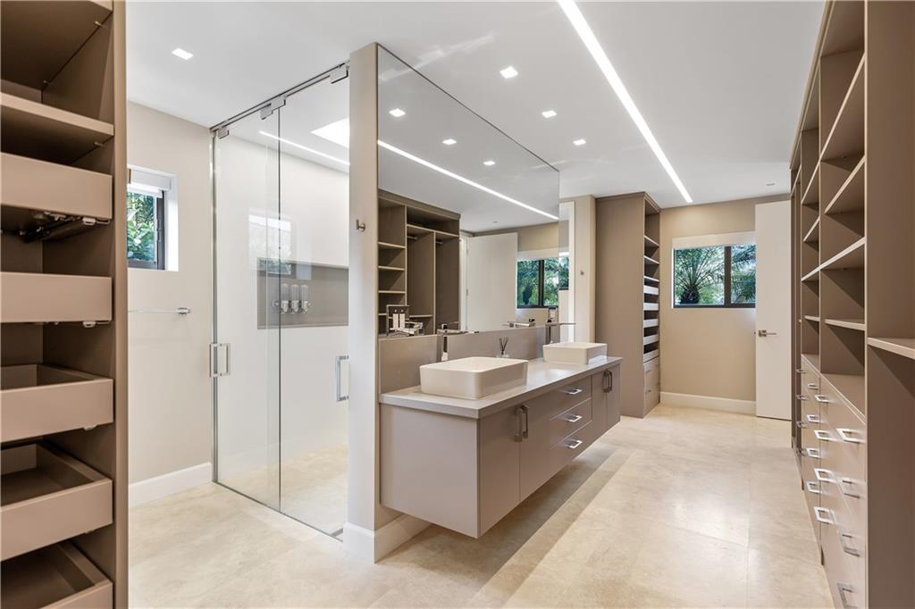 RIVIERA - Residential