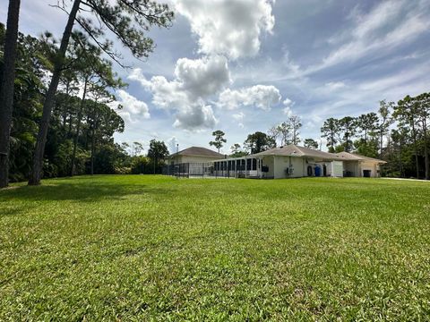 A home in Loxahatchee