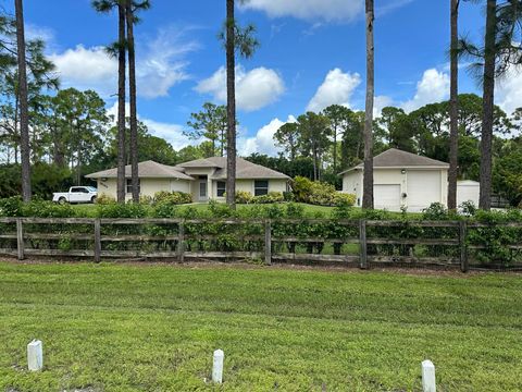 A home in Loxahatchee