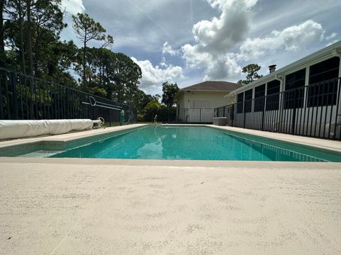 A home in Loxahatchee