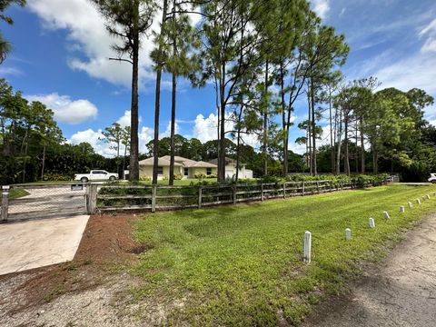 A home in Loxahatchee