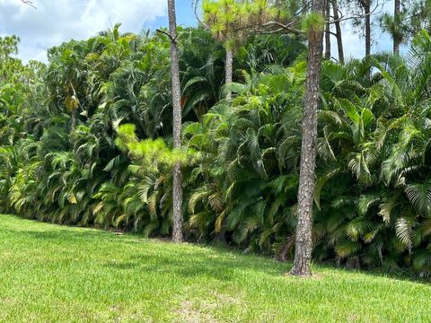 A home in Loxahatchee