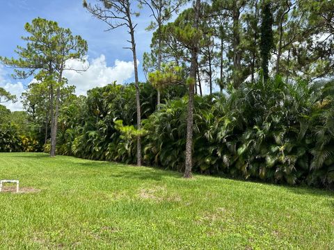 A home in Loxahatchee