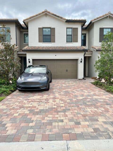 Photo of 8210 Tailshot Court, Lake Worth, FL 33467 (MLS # R10922013)