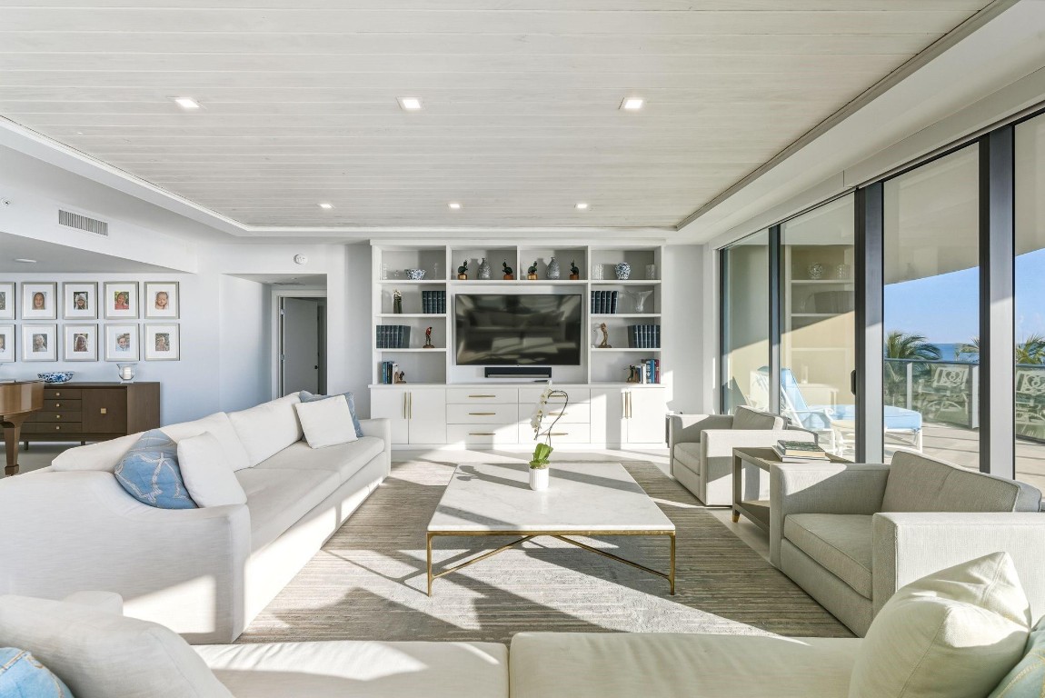 Sabbia Beach - Residential