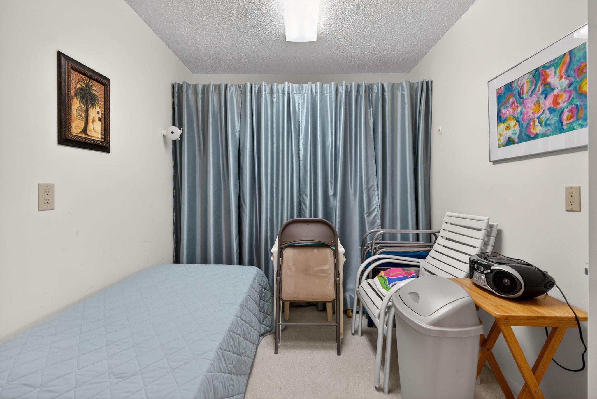 WHITEHALL - Residential