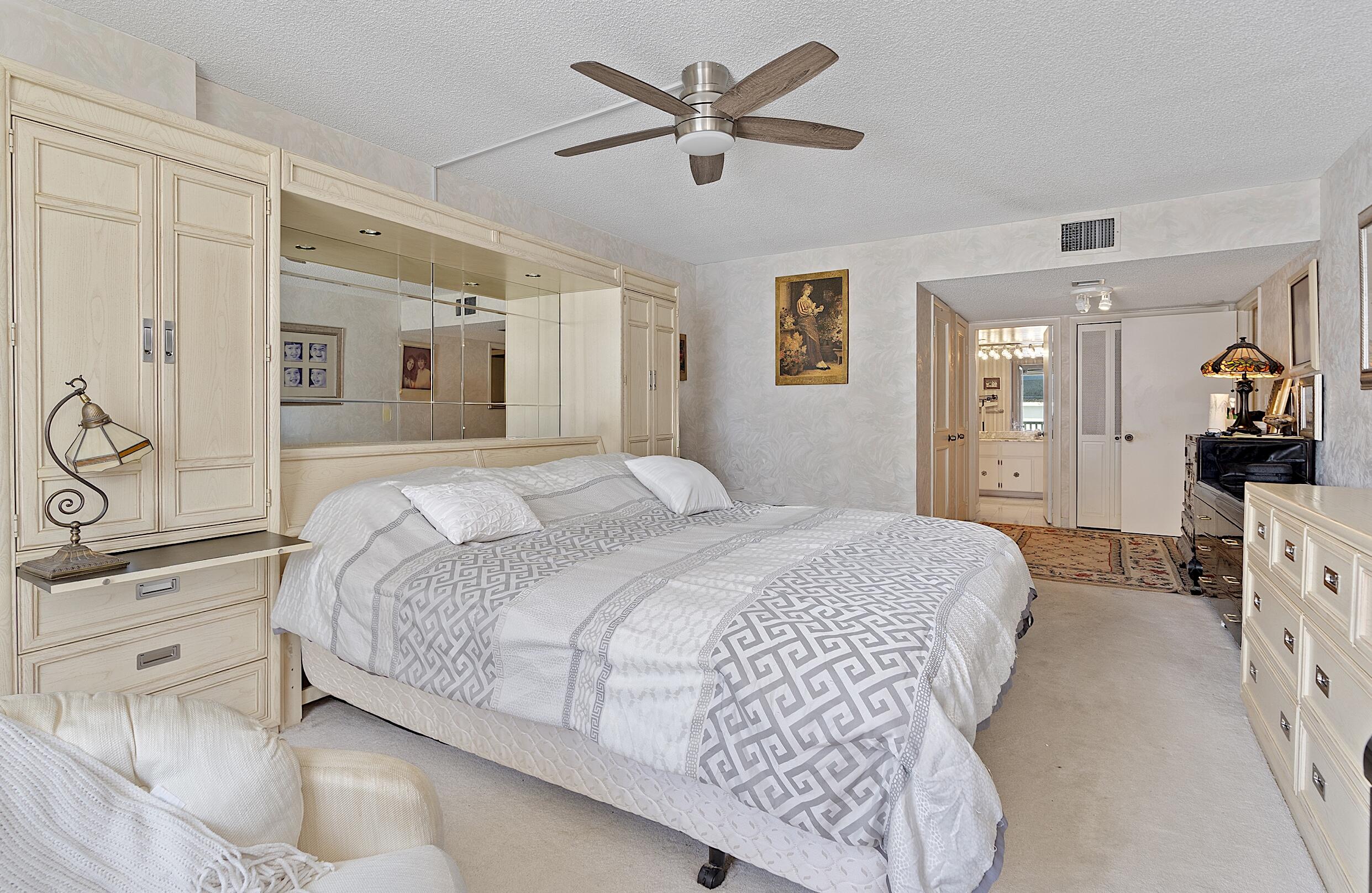 OCEAN CLUB CONDO - Residential