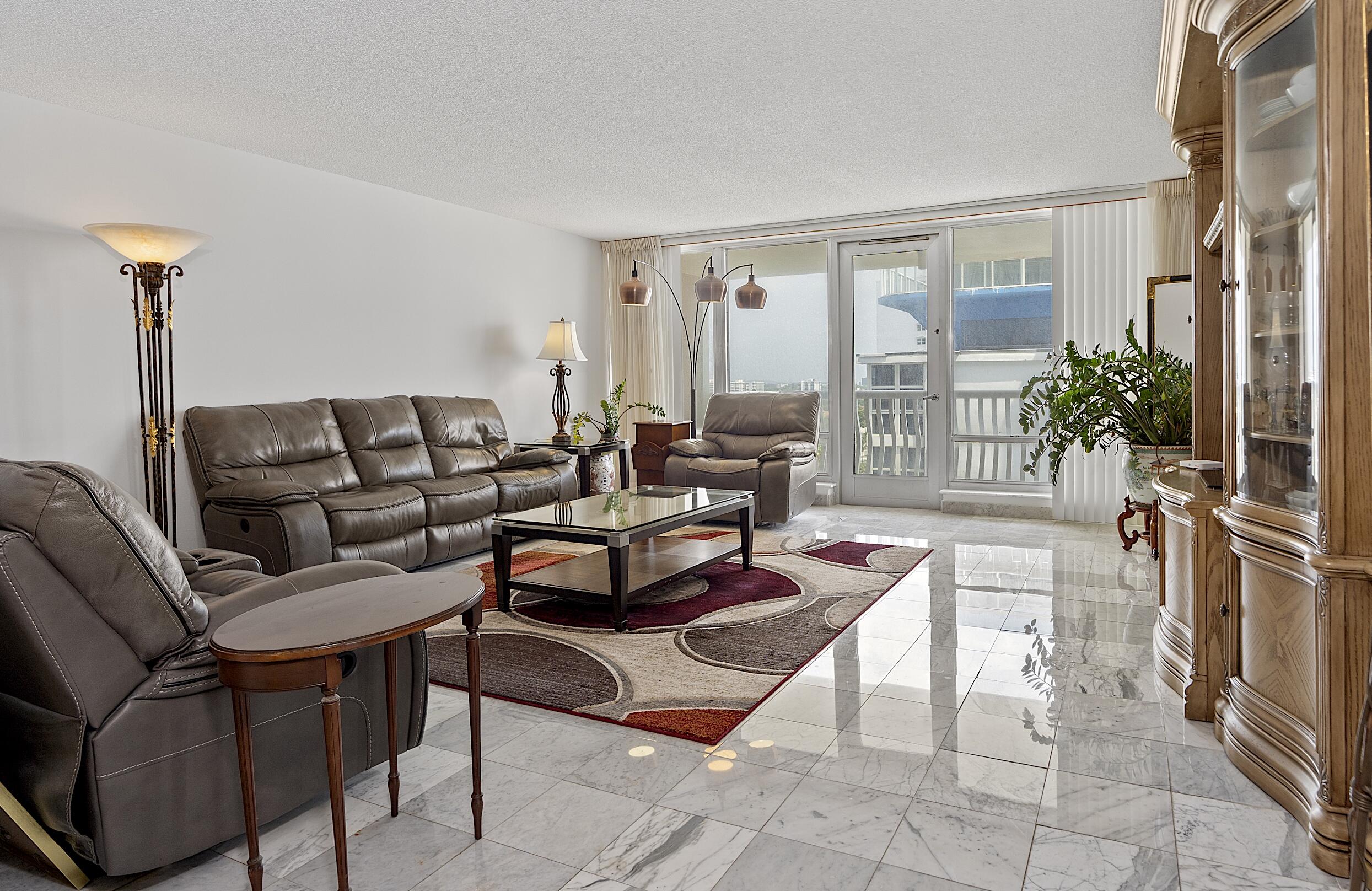OCEAN CLUB CONDO - Residential