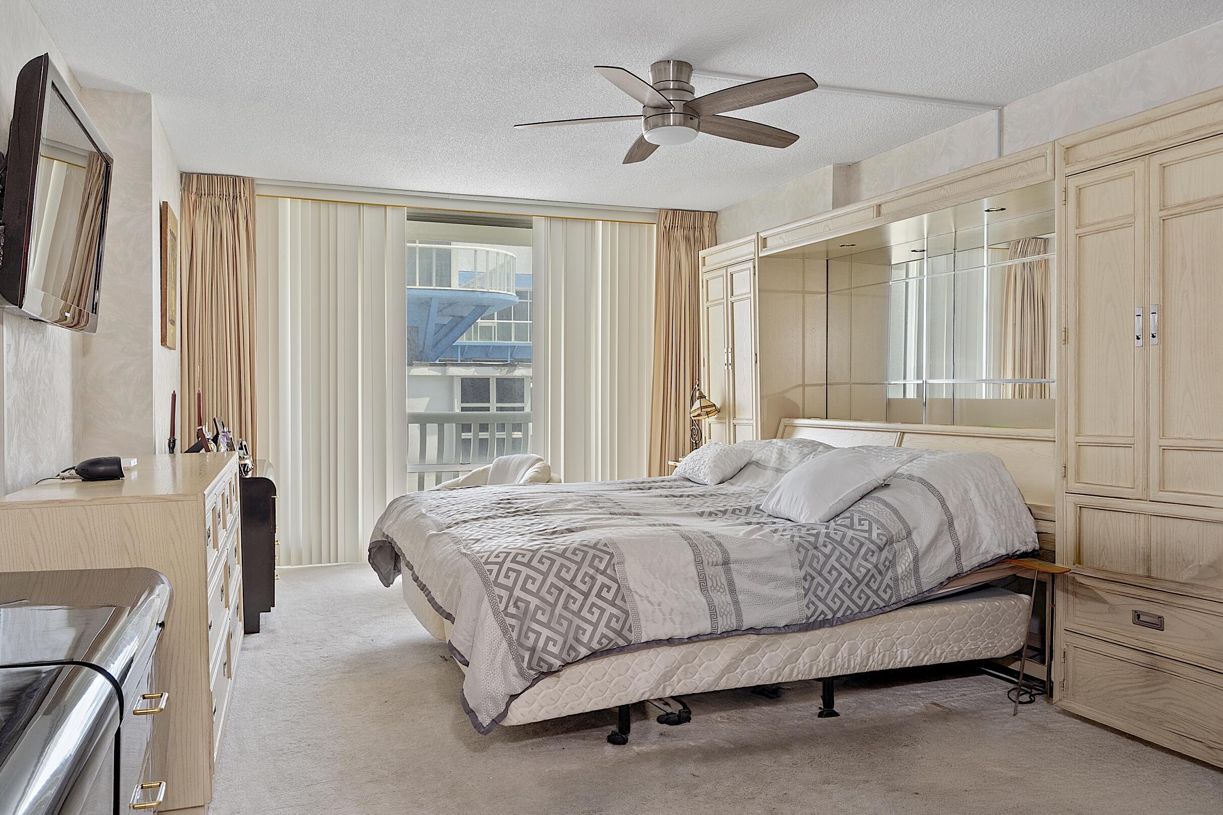 OCEAN CLUB CONDO - Residential