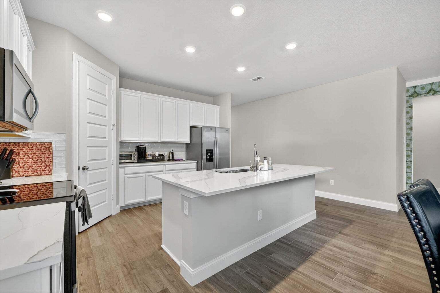 LTC RANCH WEST PHASE 1 - Residential Lease