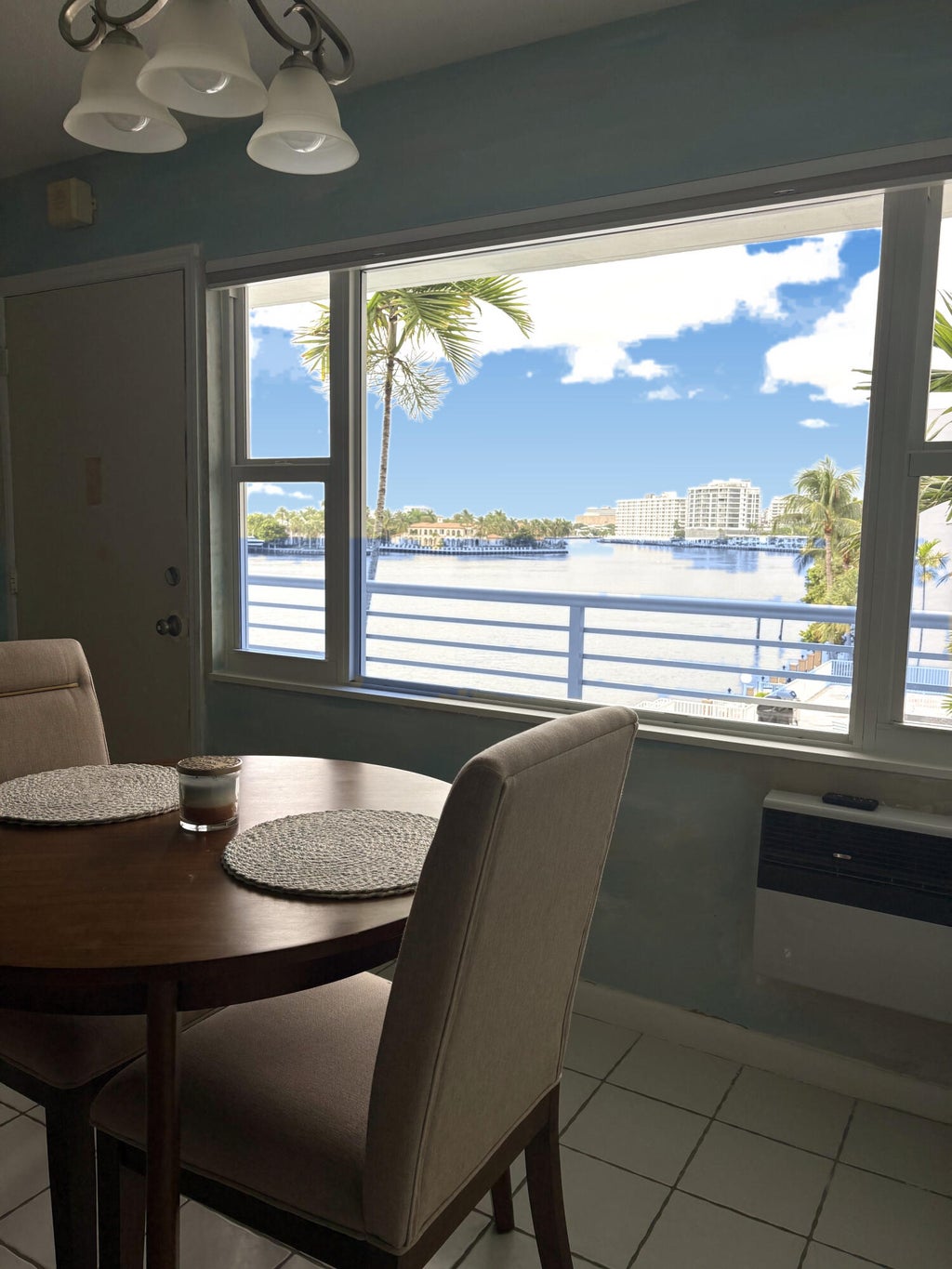 Photo of 9 N BIRCH Road #402, Fort Lauderdale, FL 33304 (MLS # B26074006)