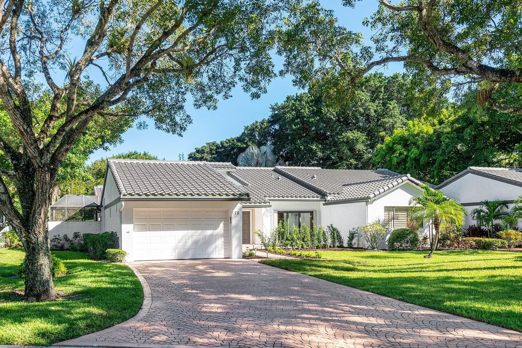 Photo of 78 Hampshire Lane, Boynton Beach, FL 33436 (MLS # R11135532)