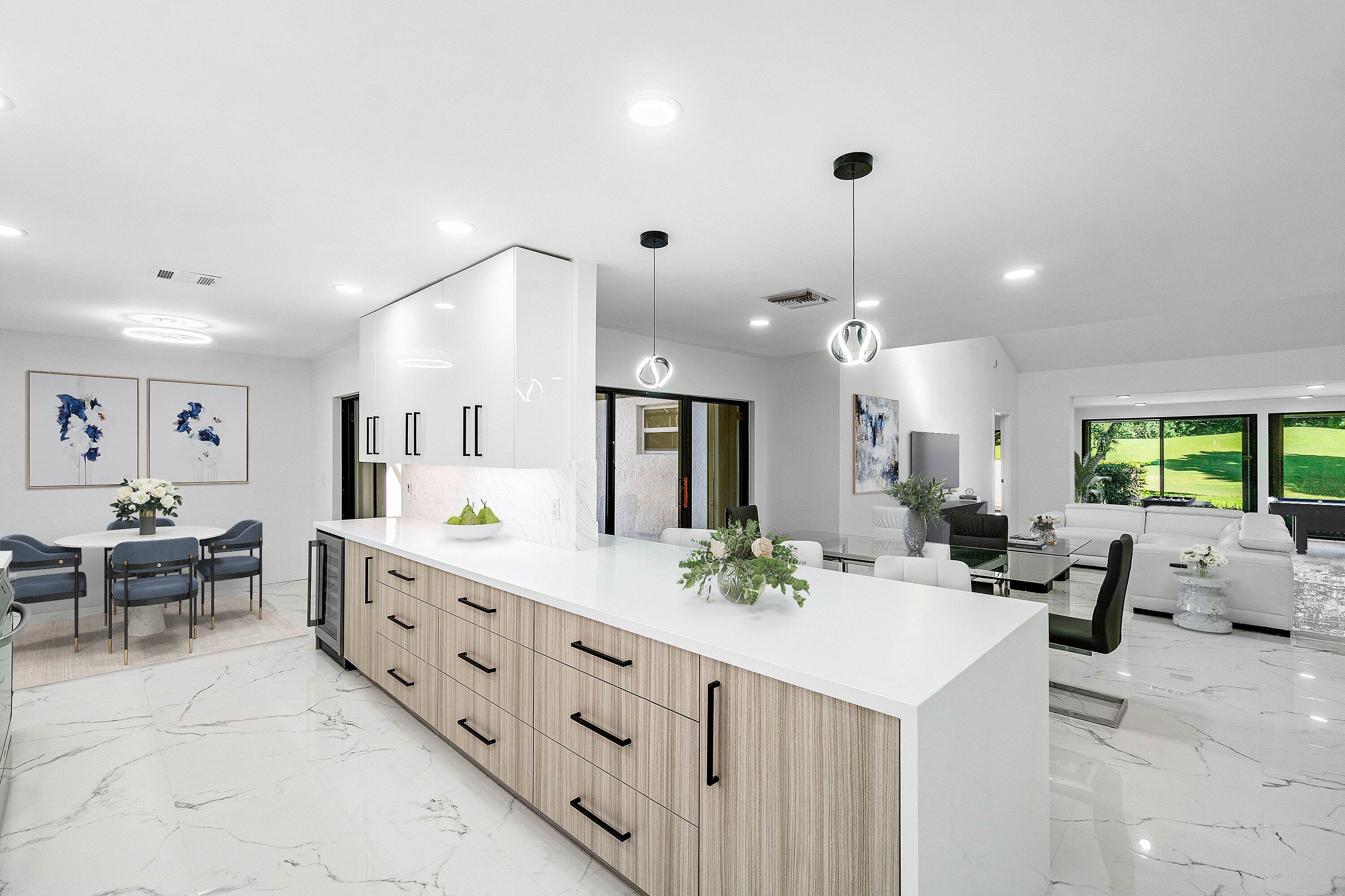 VILLAS OF HAMPSHIRE CONDO - Residential
