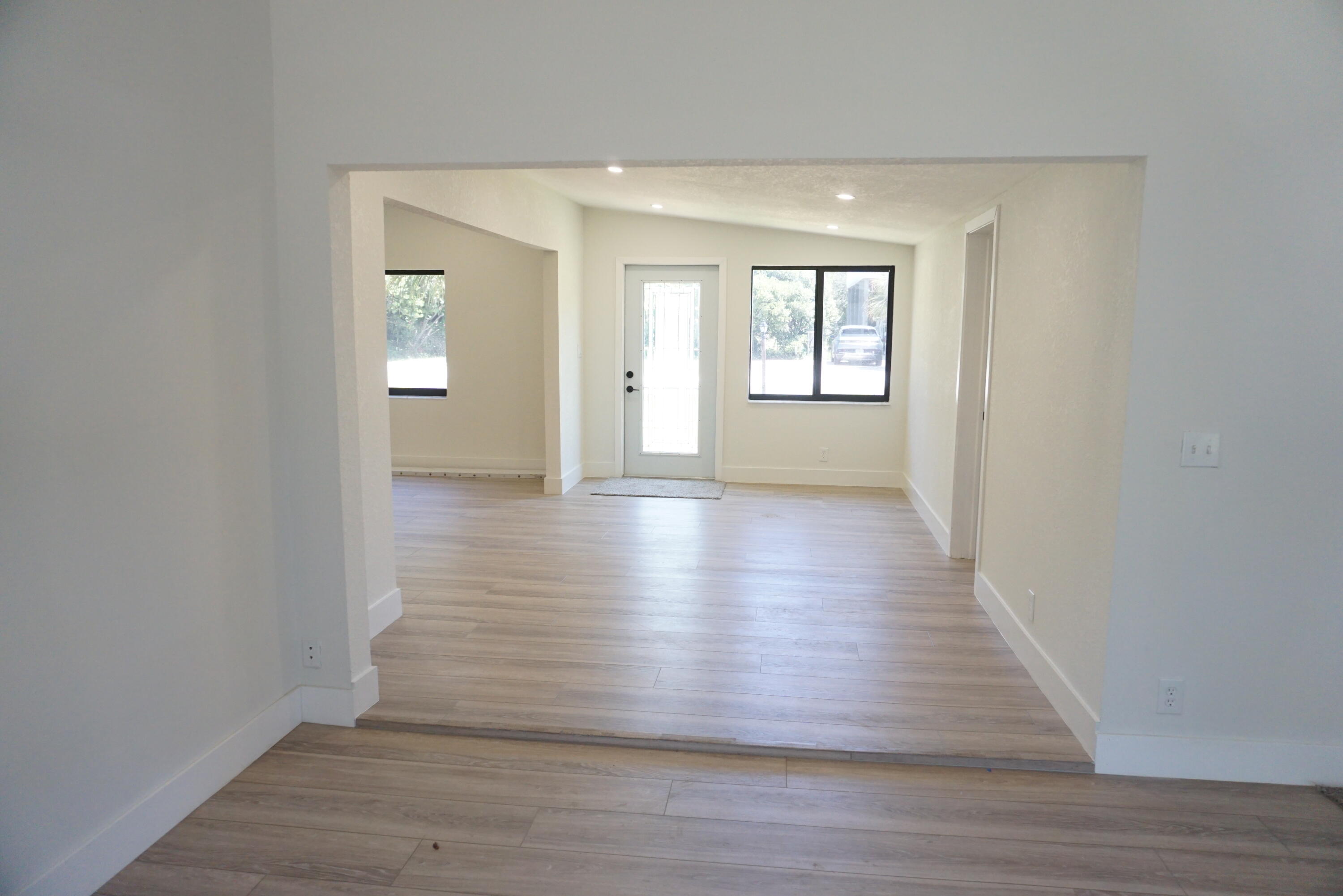 310 SW 1st Avenue