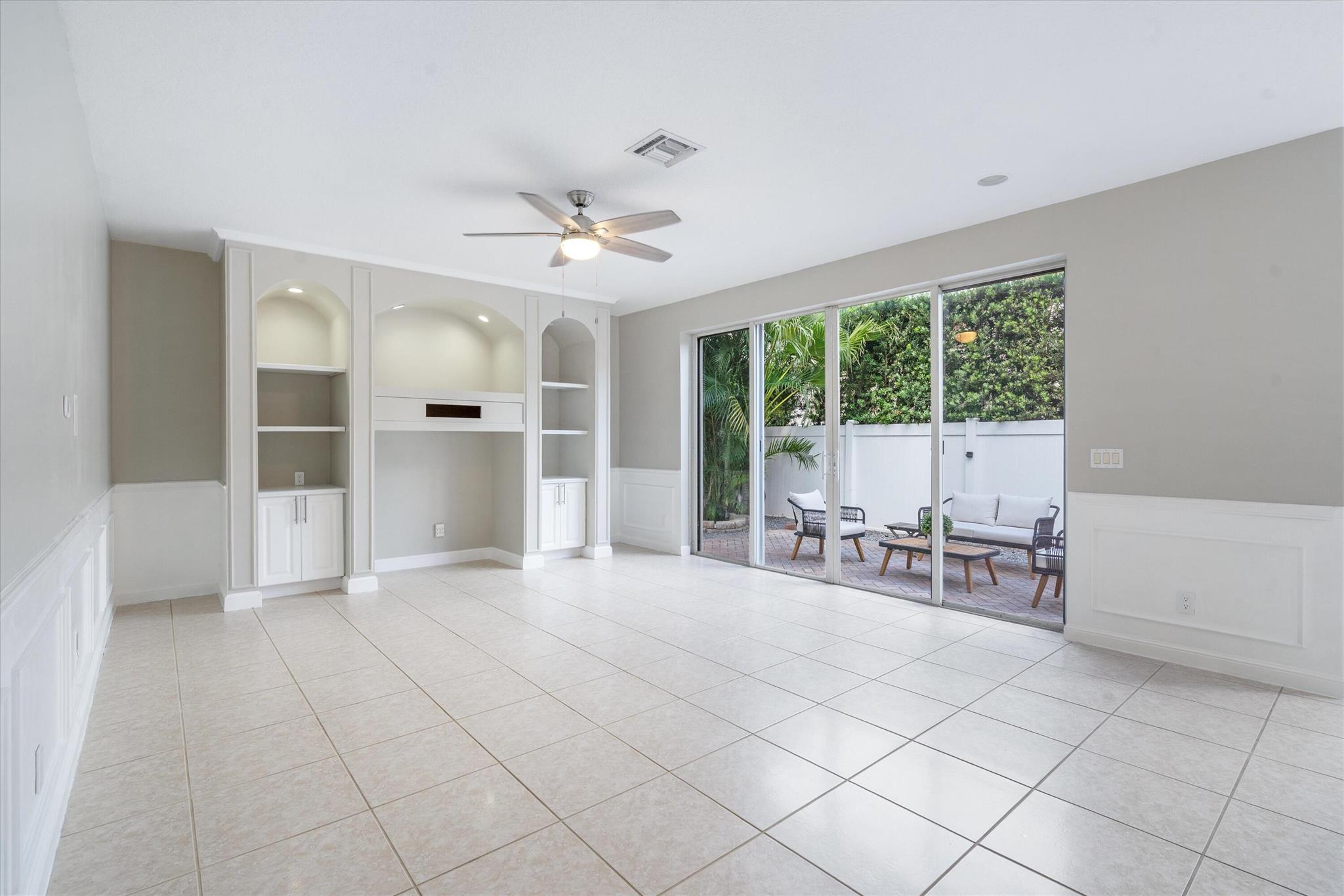 The Colony of Delray Beac - Residential