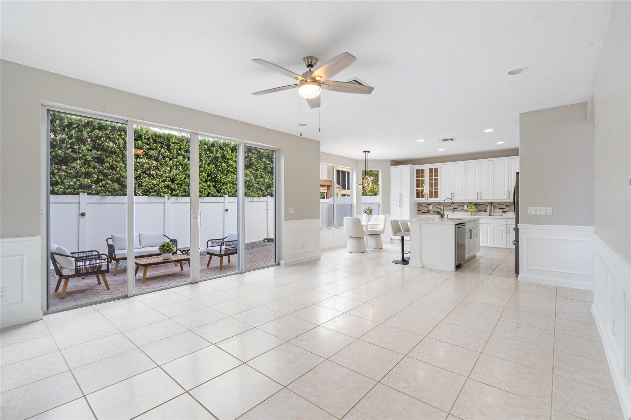 The Colony of Delray Beac - Residential