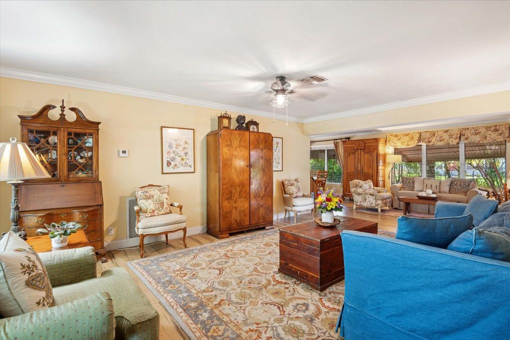 Photo of 840 Gardenia Lane, Plantation, FL 33317 (MLS # F10453174)