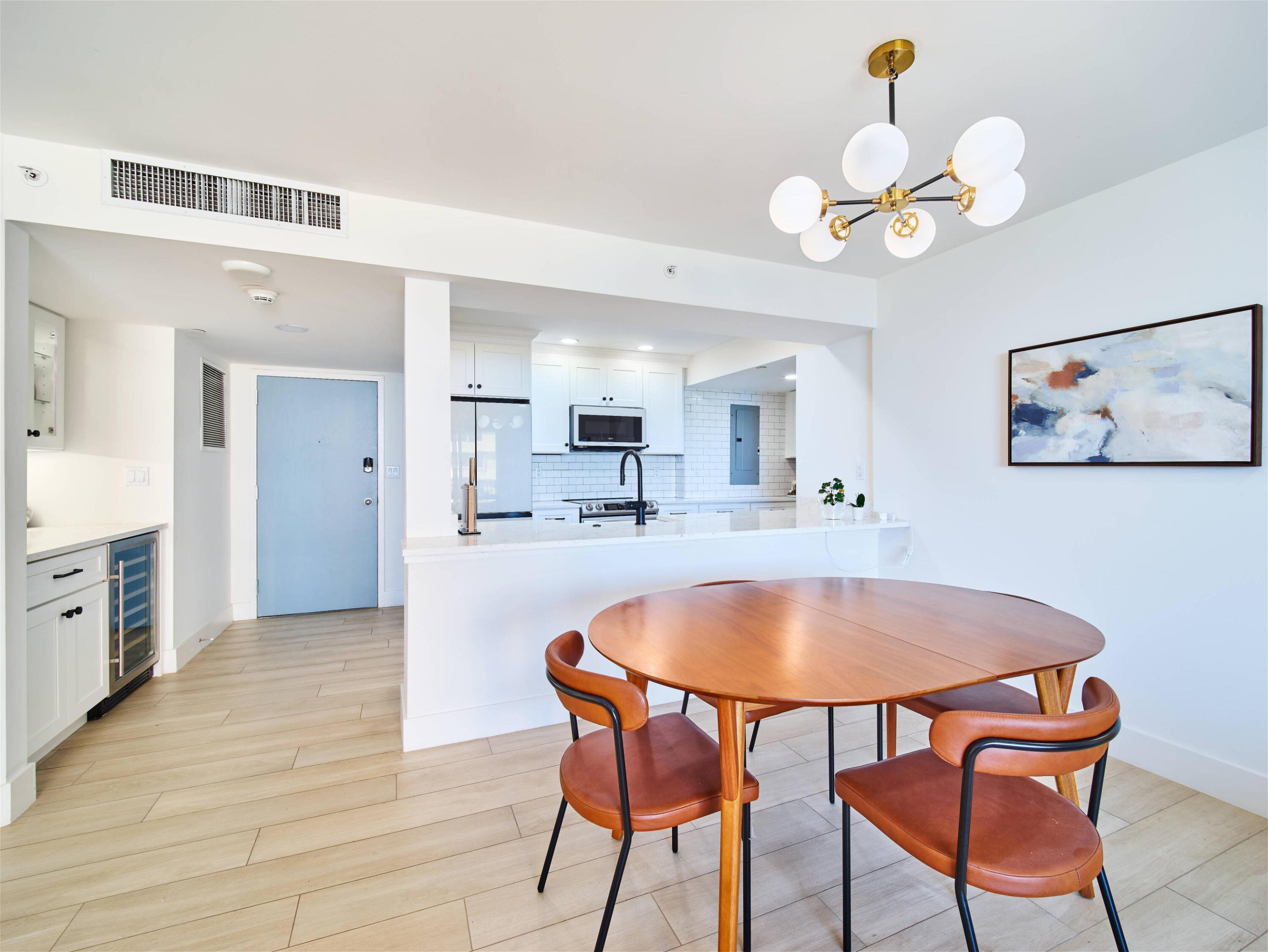 Juno Ocean Condo - Residential