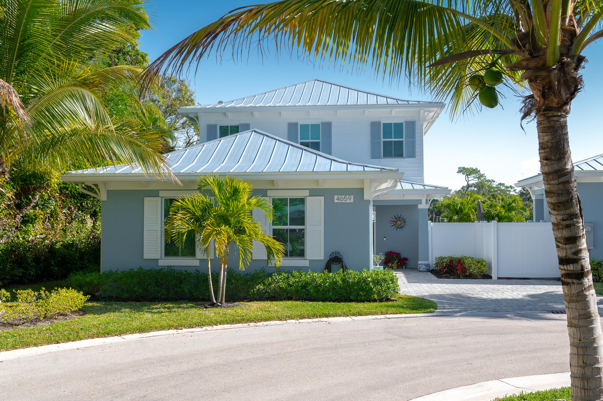 MANATEE ISLES - Residential