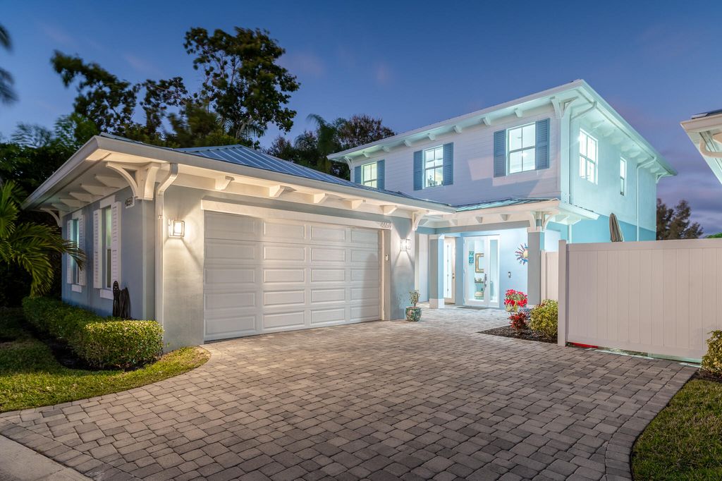 Photo of 4659 SE Manatee Way, Stuart, FL 34997 (MLS # R11160808)