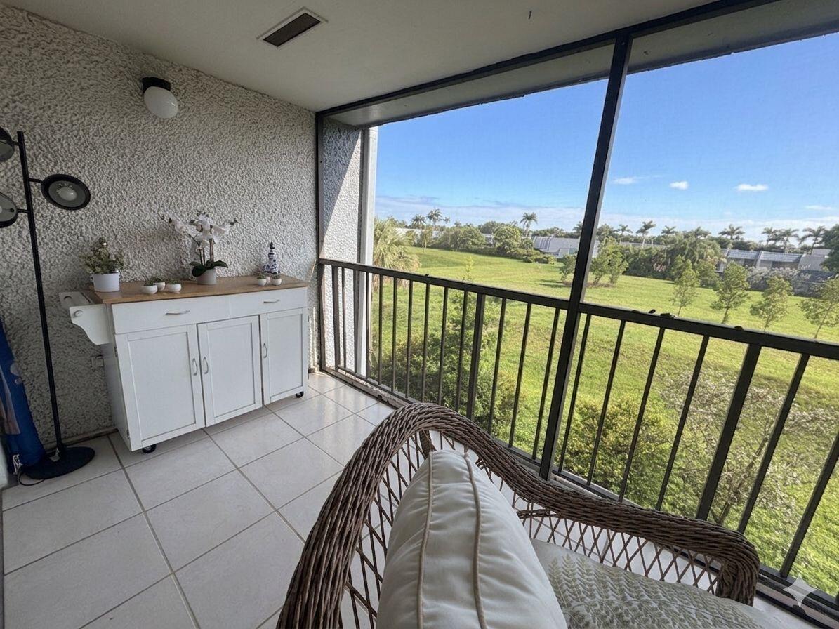 Photo 1 of 20 — 4284 Deste 304, Lake Worth, FL 33467