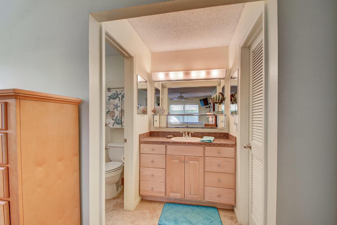 HIGH POINT OF DELRAY BEACH CONDO SEC III - Residential