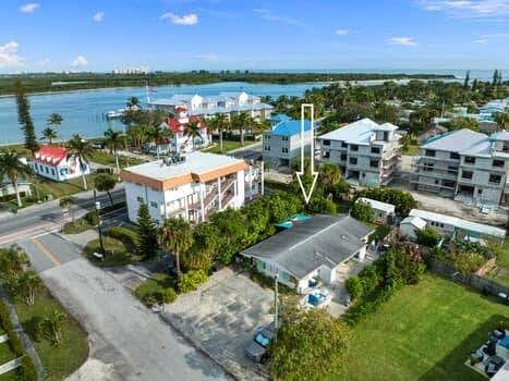 Photo of 120 Coquina Street, Fort Pierce, FL 34949 (MLS # R10947726)