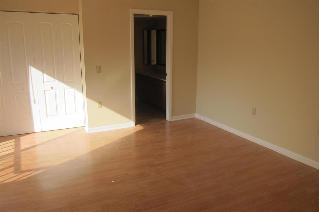 Village of Sandalwood Lakes - Residential Lease