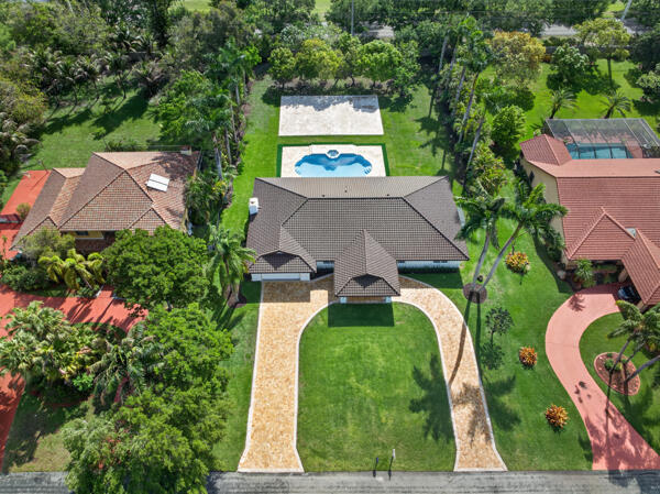 5510 W Castlegate Avenue