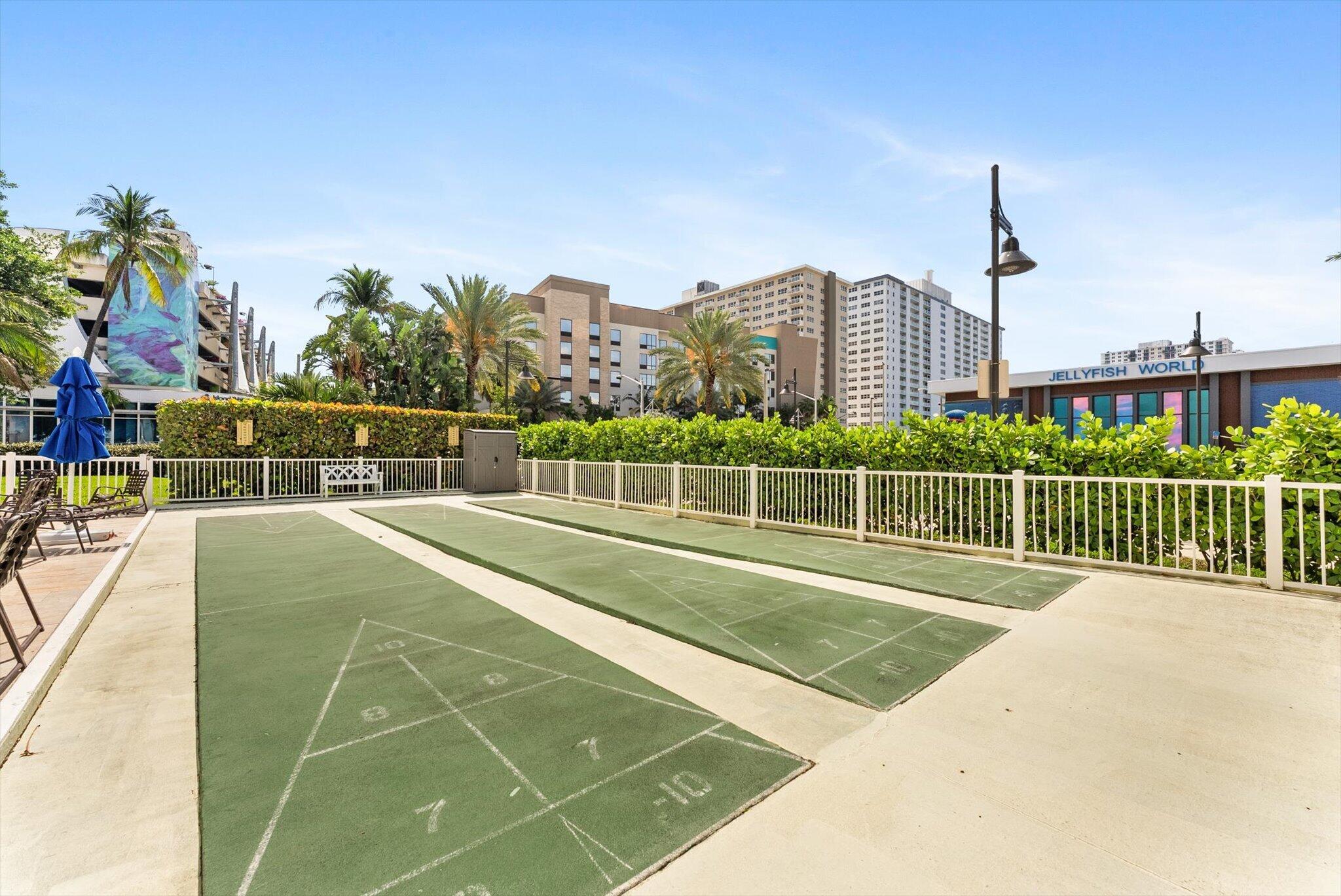 GRANADA HOUSE CONDOMINIUM - Residential