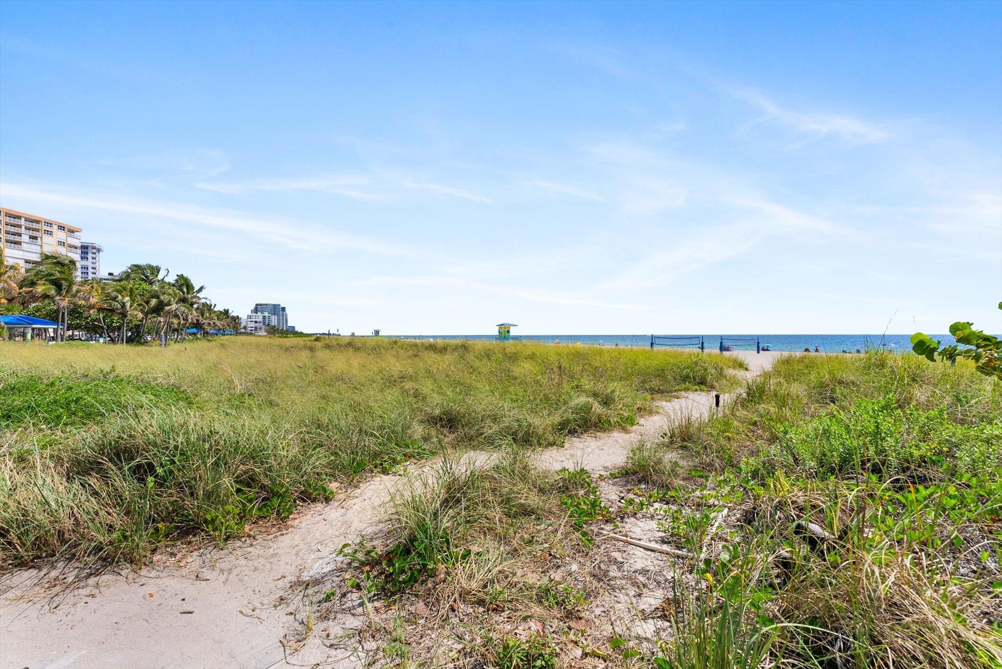 GRANADA HOUSE CONDOMINIUM - Residential