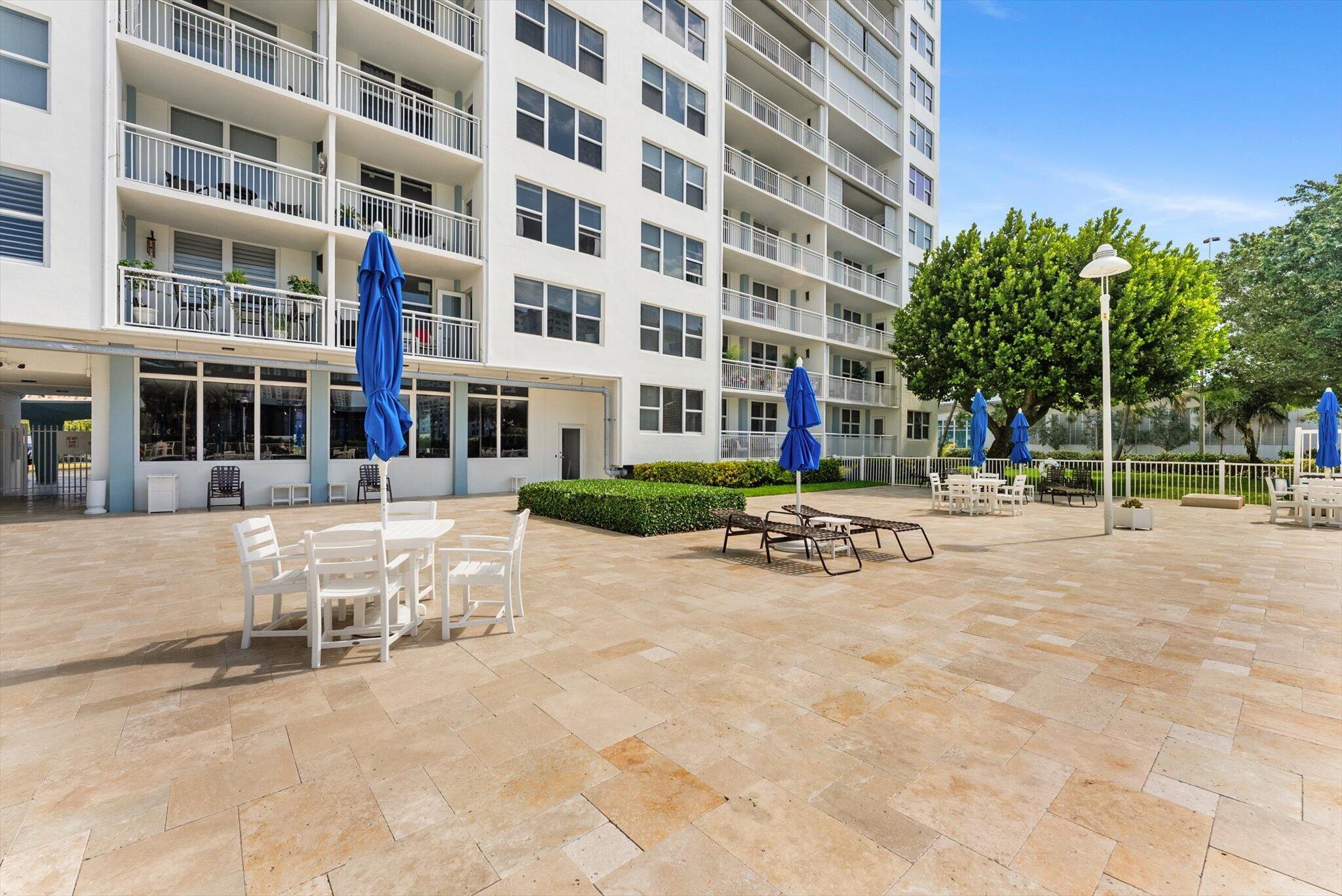 GRANADA HOUSE CONDOMINIUM - Residential