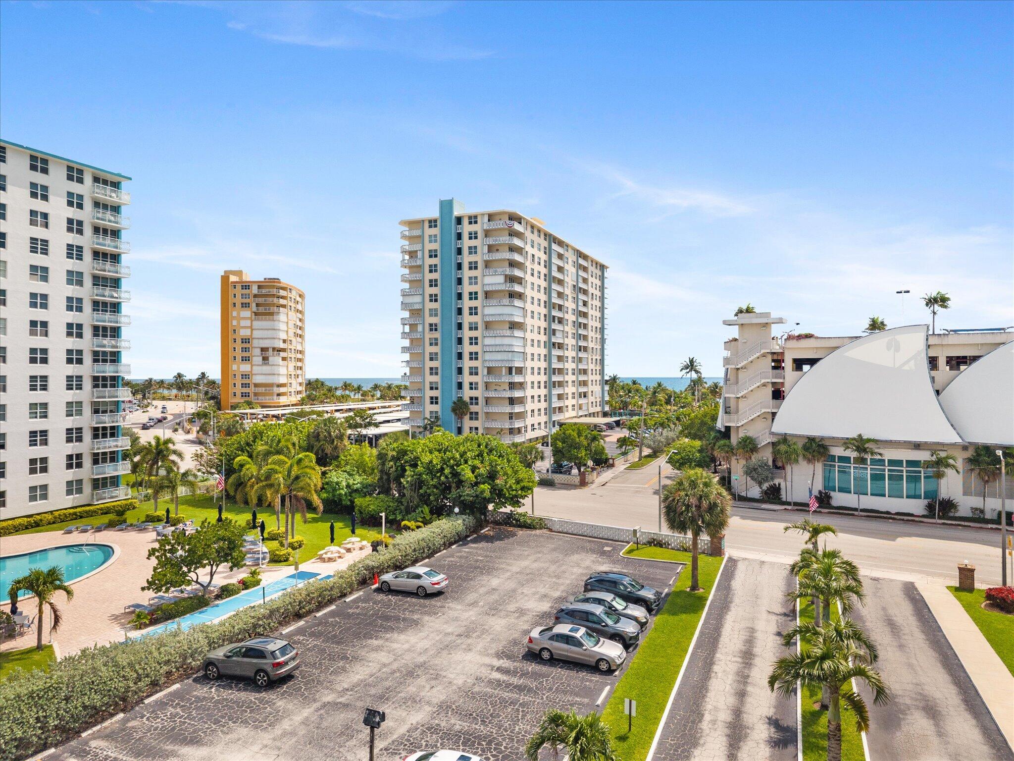 GRANADA HOUSE CONDOMINIUM - Residential