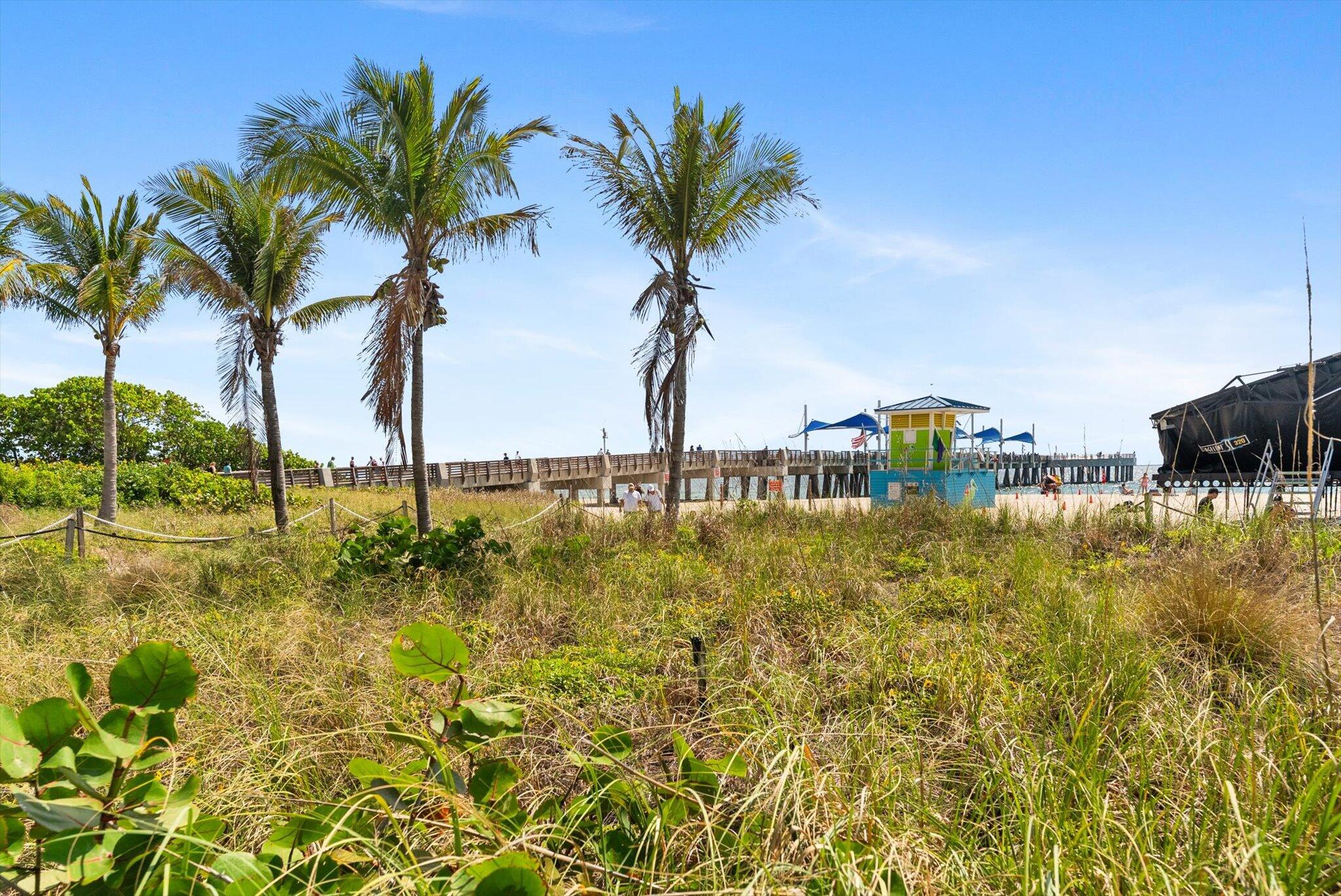 GRANADA HOUSE CONDOMINIUM - Residential