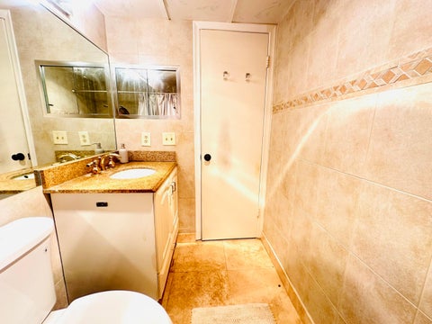 Tiny photo for 271 FARNHAM L, Deerfield Beach, FL 33442 (MLS # B26070013)