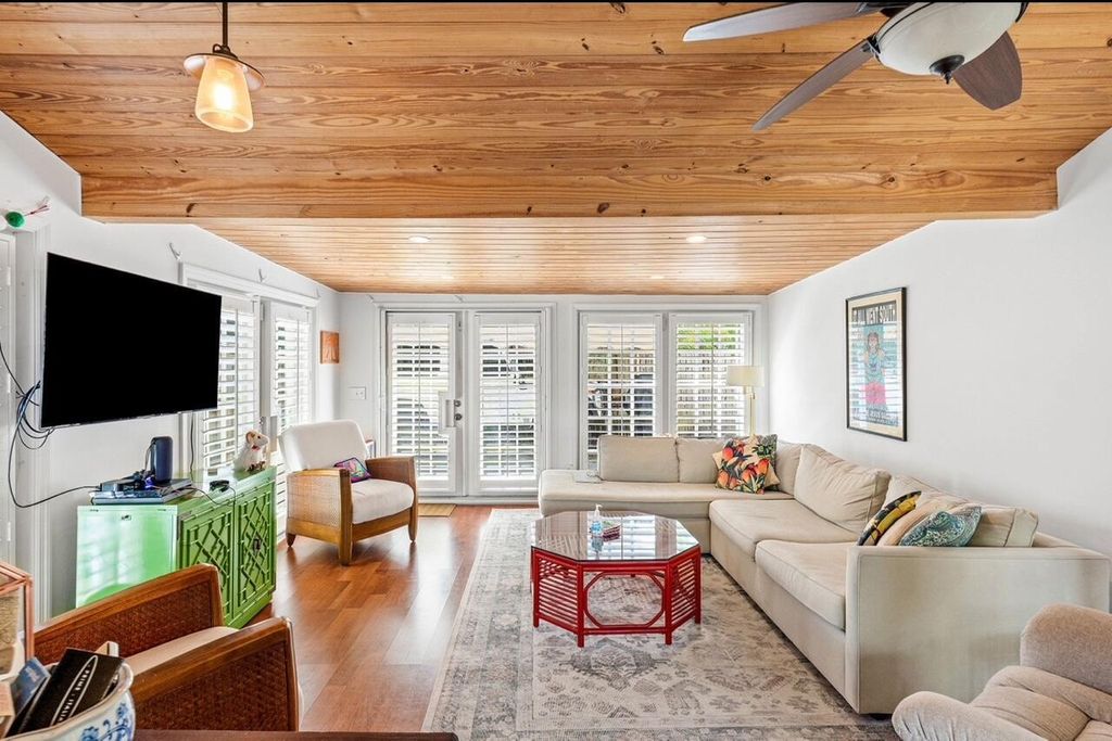 Photo of 341 NE 7th Avenue, Delray Beach, FL 33483 (MLS # R11091062)