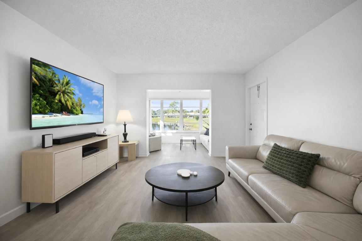 HIGH POINT OF DELRAY WEST CONDO SEC 1&2 - Residential