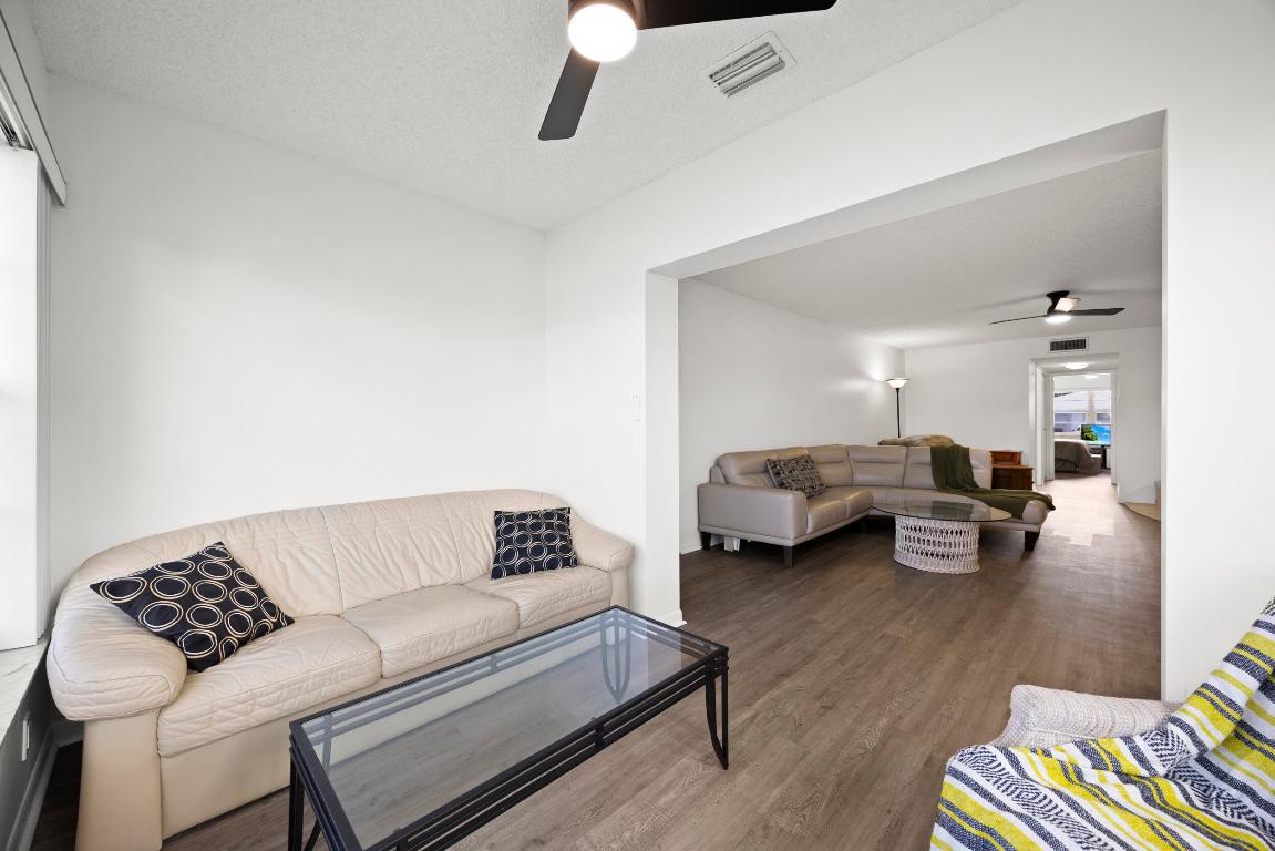 HIGH POINT OF DELRAY WEST CONDO SEC 1&2 - Residential