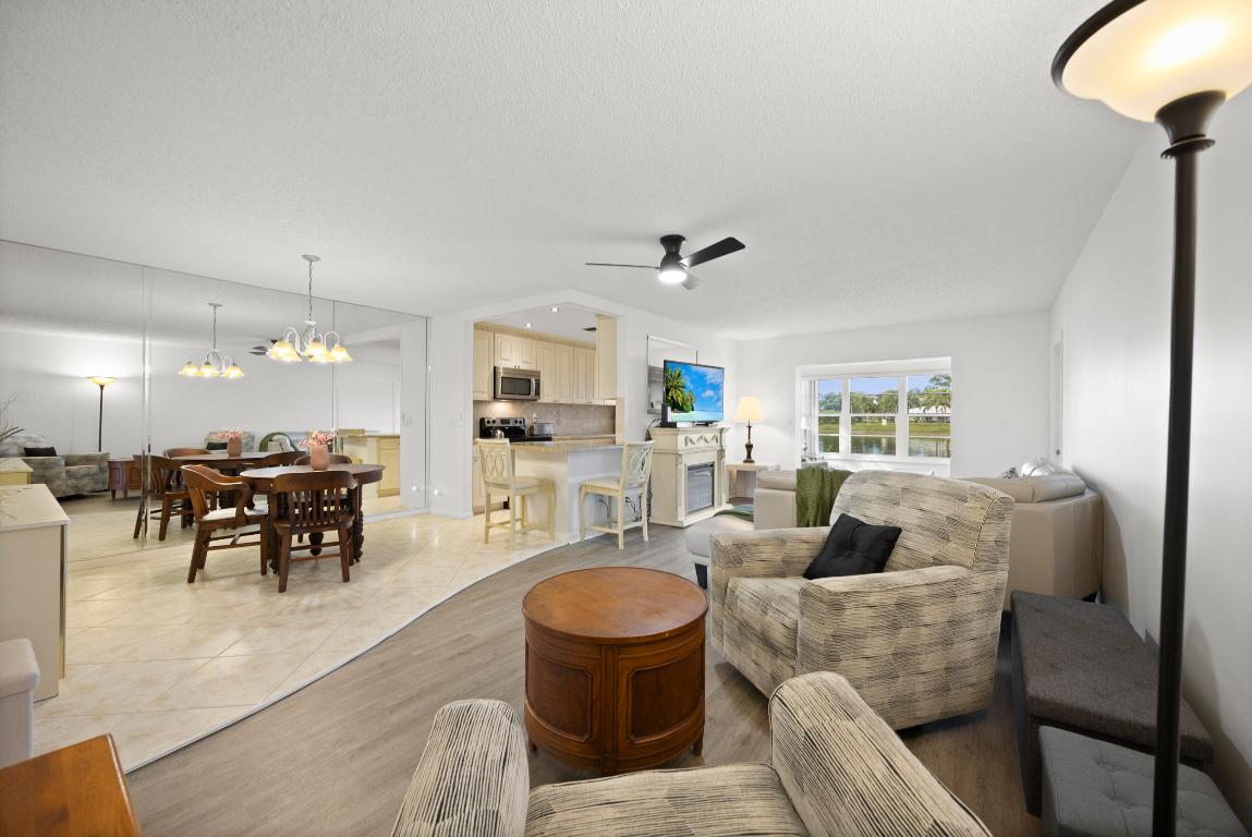 HIGH POINT OF DELRAY WEST CONDO SEC 1&2 - Residential